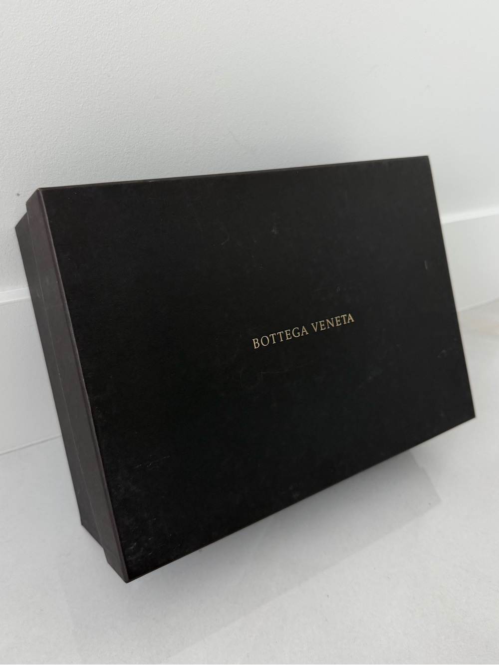 Bottega Veneta Shoe Box with 2 Color Tissue Paper